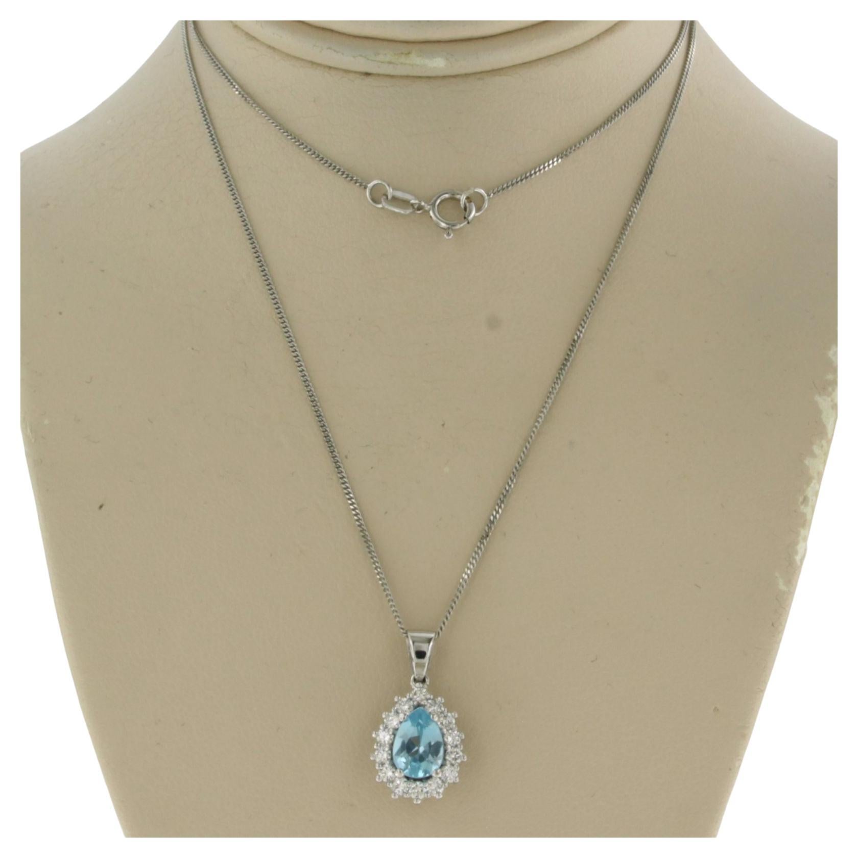 14k white gold necklace and pendant set with topaz. 0.70ct and brilliant cut diamond 0.28ct - F/G - VS/SI - 45cm long

Detailed description

the length of the necklace is 45 cm long by 0.7 mm wide

Dimensions of the pendant are 1.7 cm high by 9.7 mm