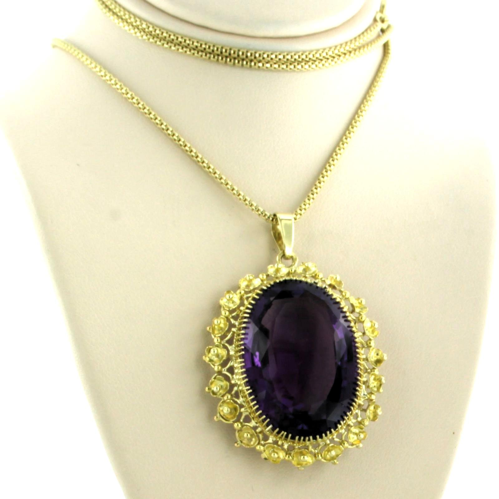 Collier en or jaune 14k avec un pendentif en or serti d'améthyste - longueur 60 cm

description détaillée :

Le collier mesure 60 cm de long et 1,5 mm de large.

Le pendentif mesure 4,8 cm de haut et 3,2 cm de large.

poids 22,3 grammes

occupé