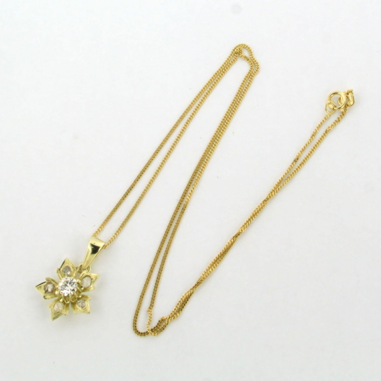 Collana e pendente con diamanti taglio brillante e rosa fino a 0,50ct in oro 14k in vendita 1