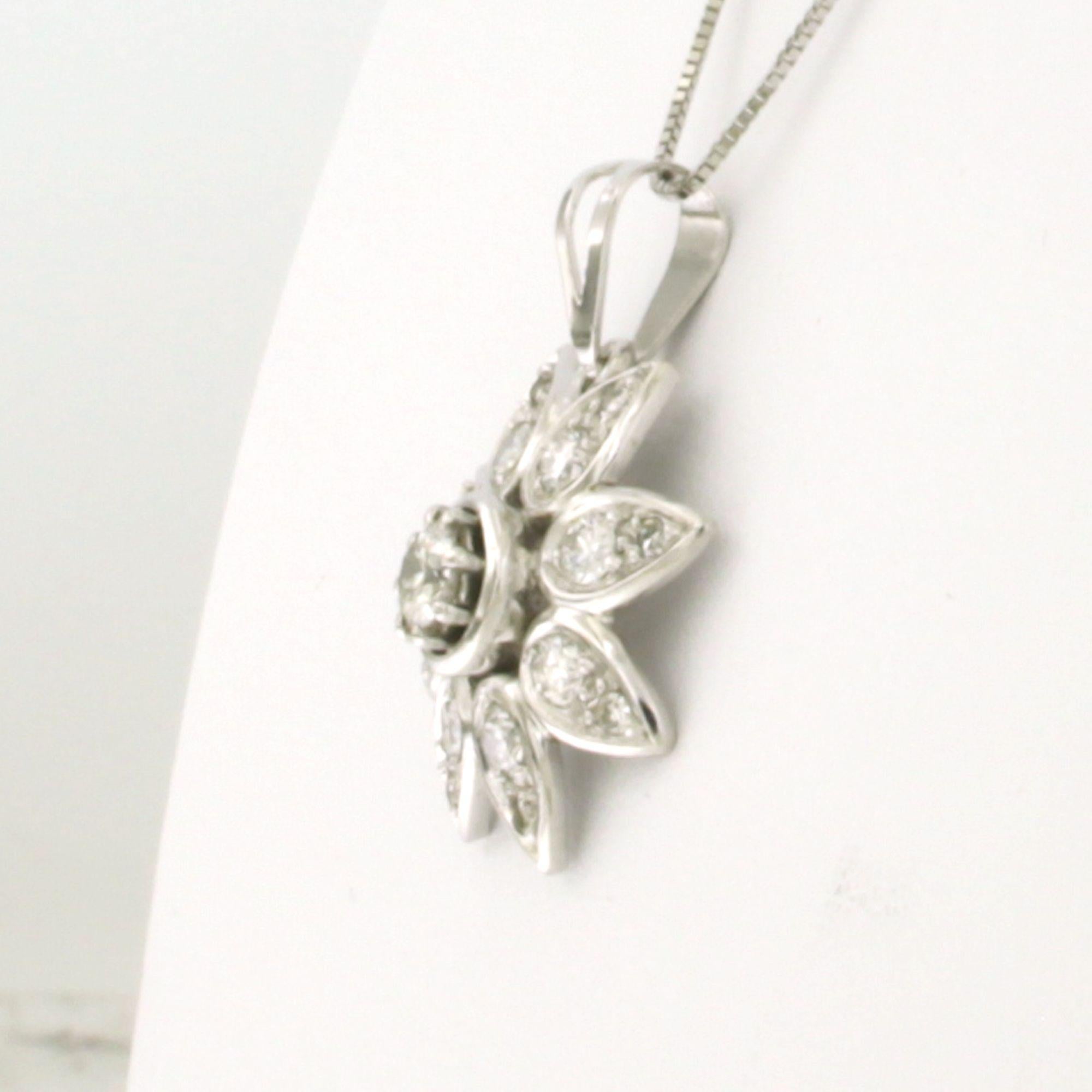 Moderne Collier et pendentif avec diamant brillant et taille unique jusqu'à 0,76ct or 18k en vente