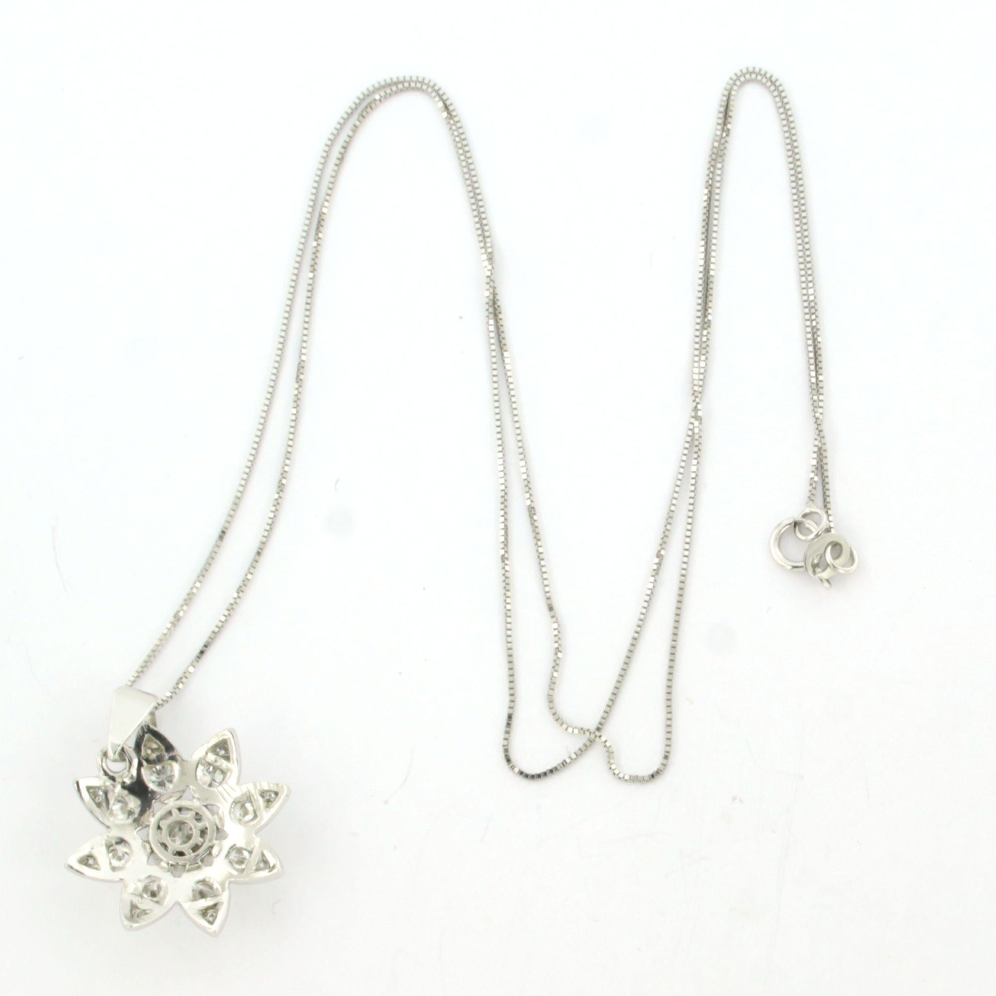 Collier et pendentif avec diamant brillant et taille unique jusqu'à 0,76ct or 18k en vente 1