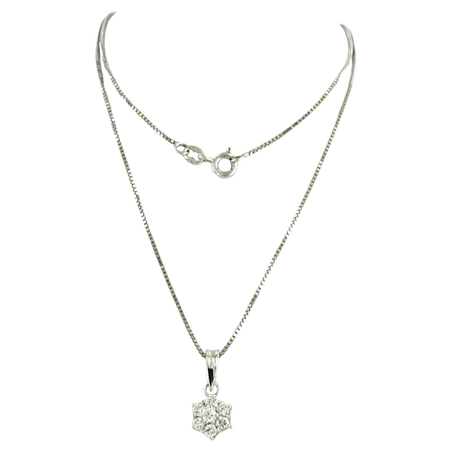 Necklace and pendant with brilliant cut diamonds up to 0.30ct 18k gold 3.8 grams