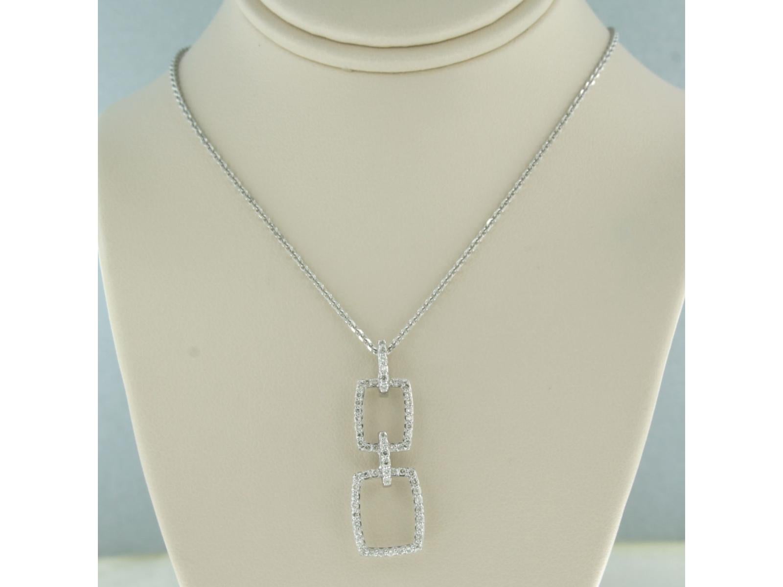 Collana e pendente con diamanti taglio brillante fino a 0,38 carati in oro bianco 18 carati in vendita 1