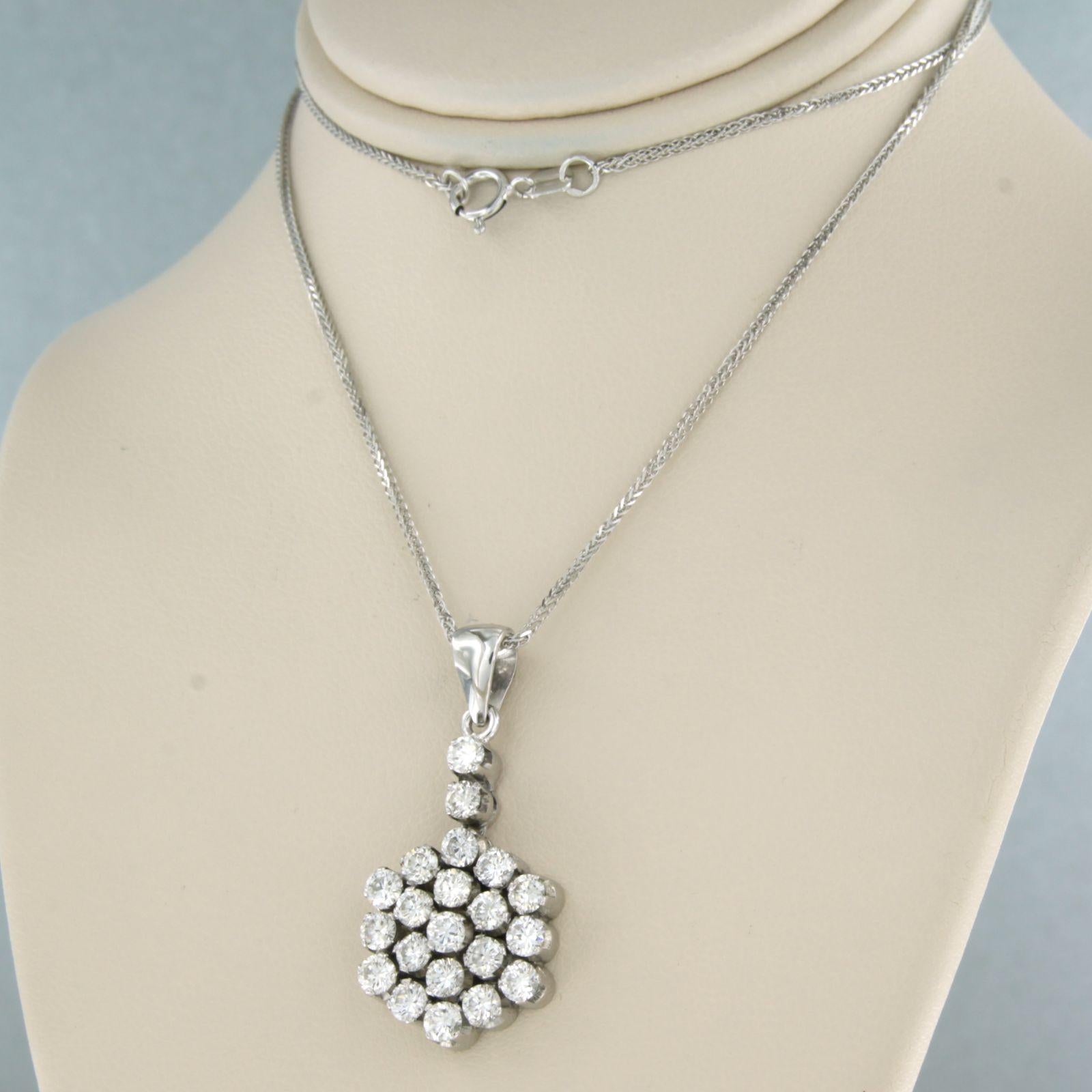 Brilliant Cut necklace and pendant with brilliant cut diamonds up to 1.90ct14k and 18k gold For Sale