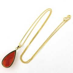 Collar y colgante con coral 5,2 gramos oro amarillo 14k