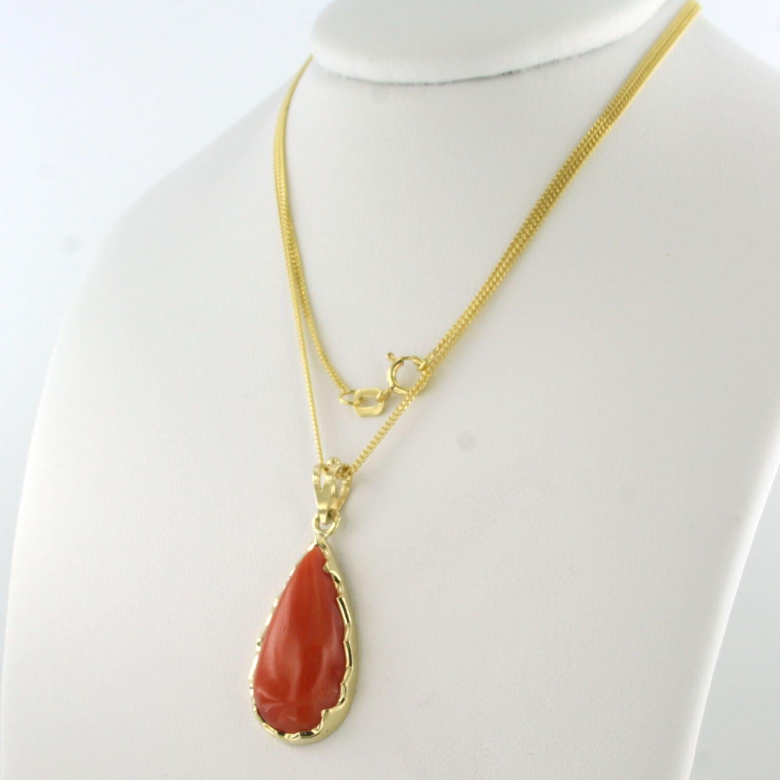 Collier et pendentif avec corail 5,2 grammes Or jaune 14k Pour femmes en vente