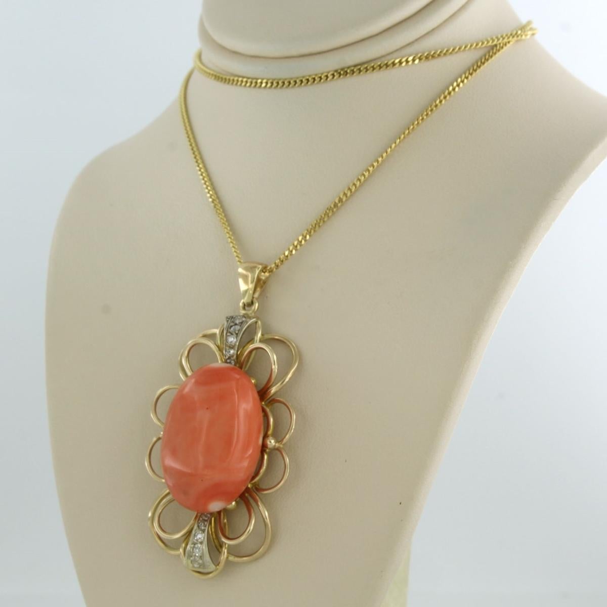 Necklace and pendant with coral and single cut diamonds - 17.4 grams 14k gold In Excellent Condition For Sale In The Hague, ZH