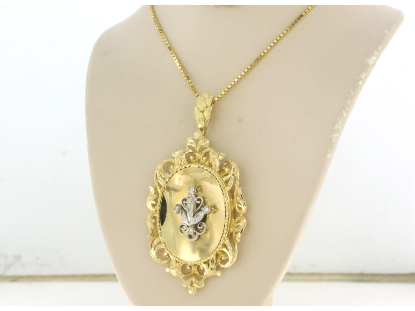 Necklace and pendant with diamonds 14k yellow gold In Good Condition For Sale In The Hague, ZH