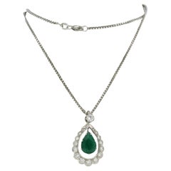 Necklace and pendant with emerald and brilliant cut diamonds 18k white gold
