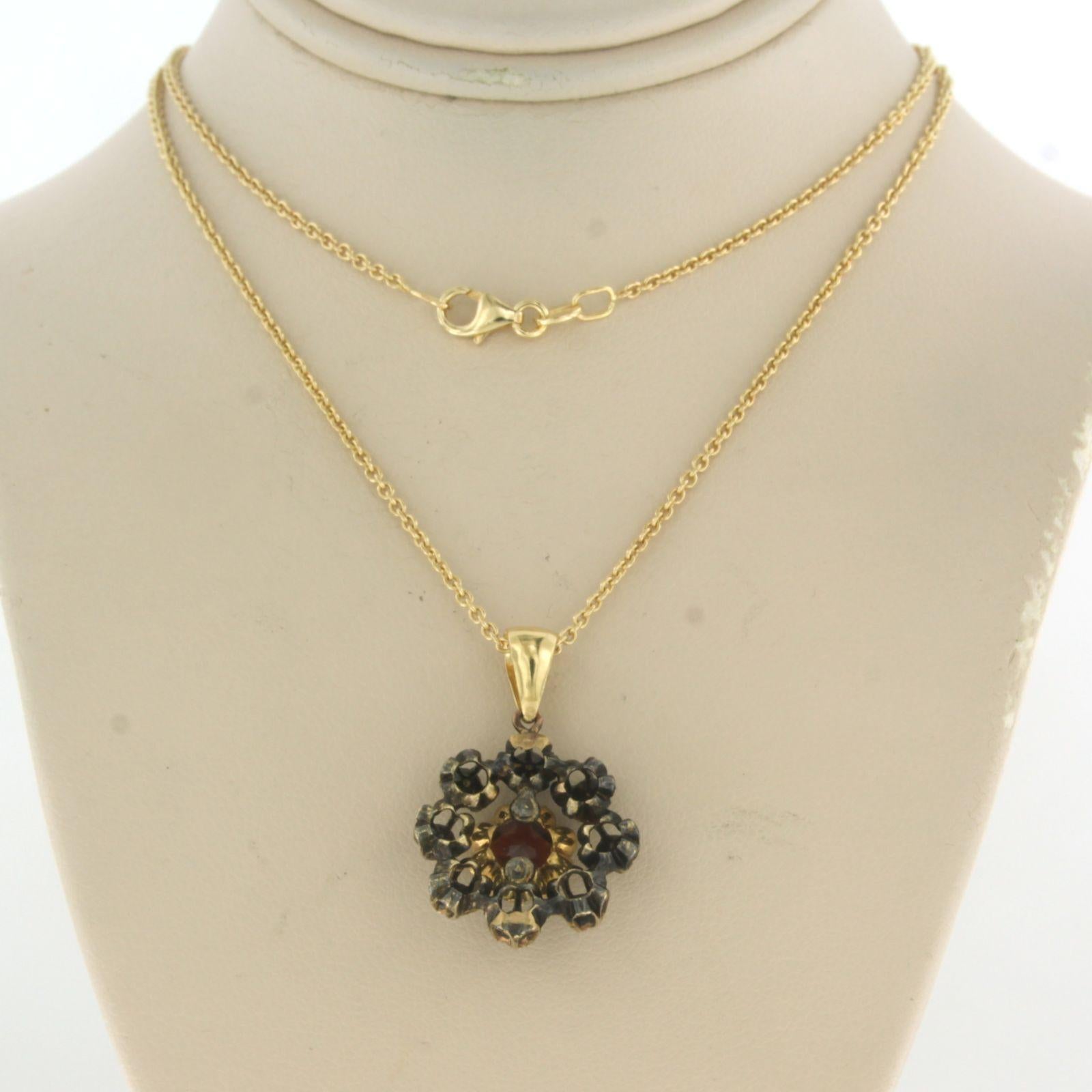 Necklace and pendant with garnet and rose cut diamonds up to 0.20ct 18k gold In Excellent Condition For Sale In The Hague, ZH
