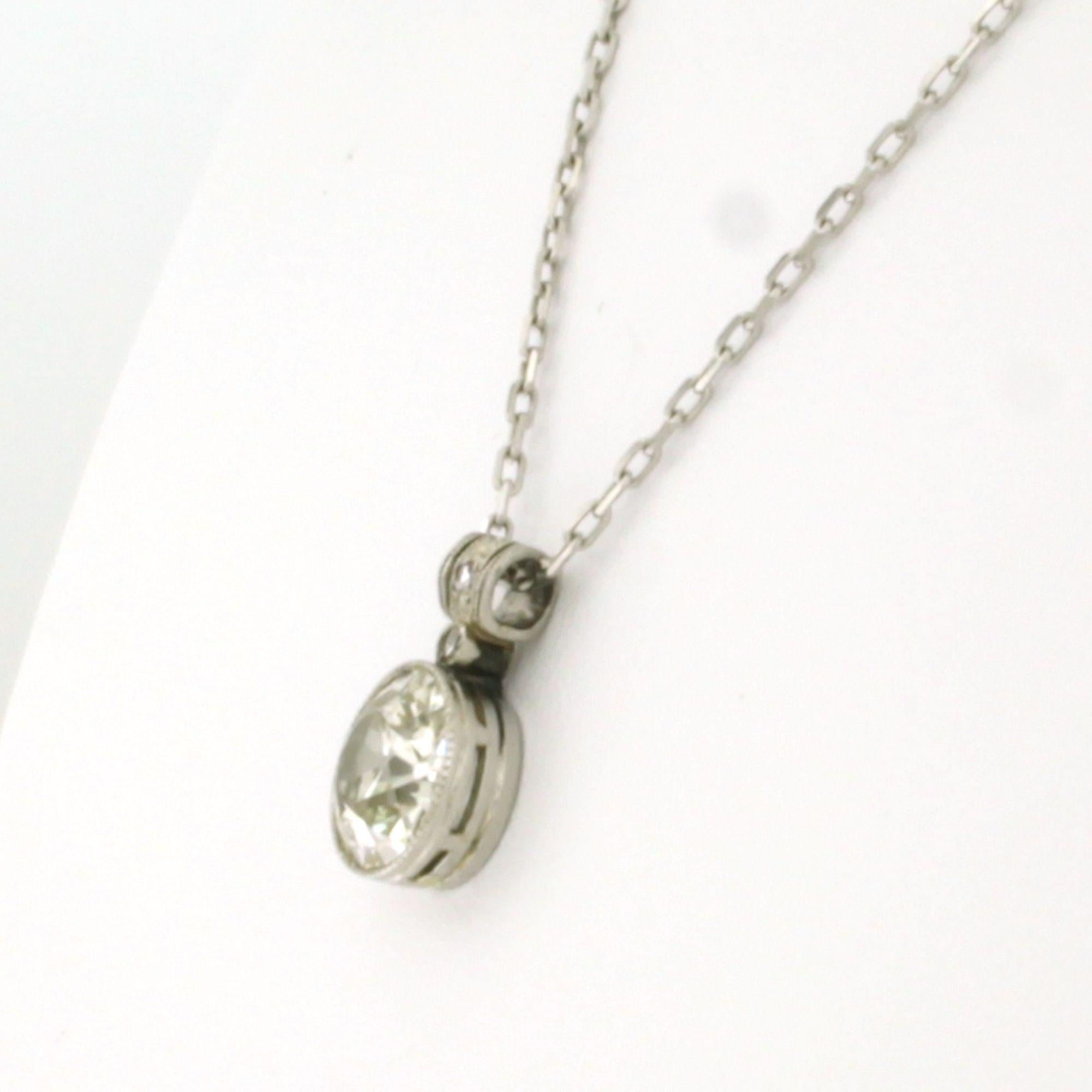 Taille vieille Europe Collier et pendentif avec diamants européens anciens et diamants taillés en rose 1,22ct or 14k en vente