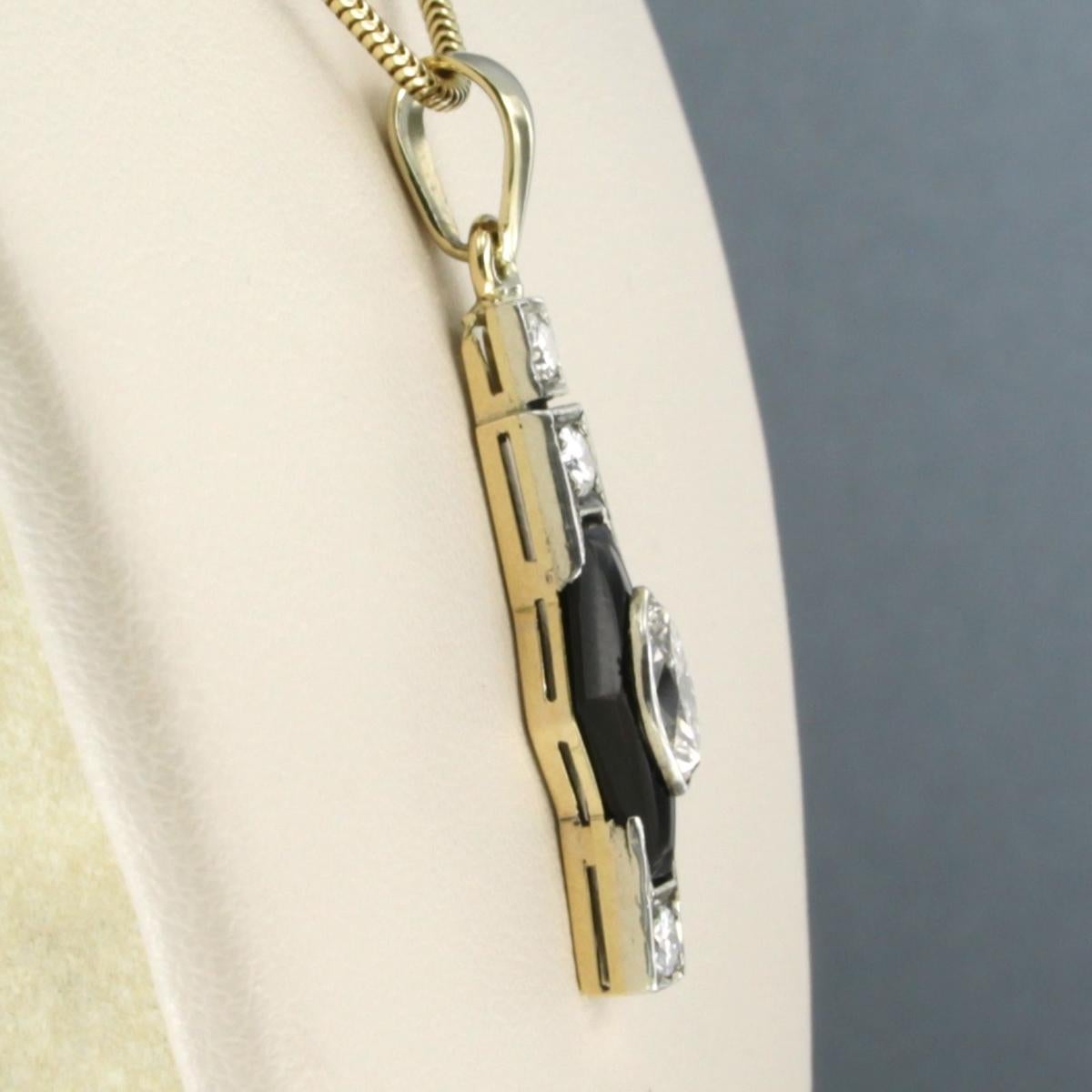 Collier et pendentif en or 18 carats avec onyx et diamants taille ancienne jusqu'à 1,00 carat Pour femmes en vente