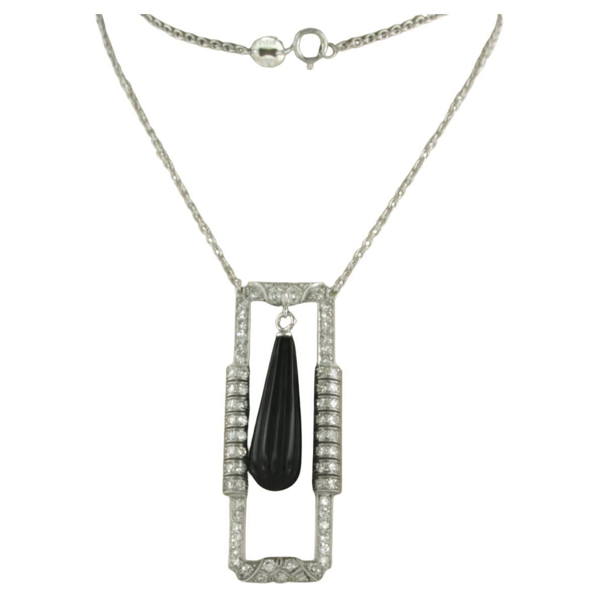 Collar y colgante con ónice y diamantes talla única de hasta 1,00ct en platino