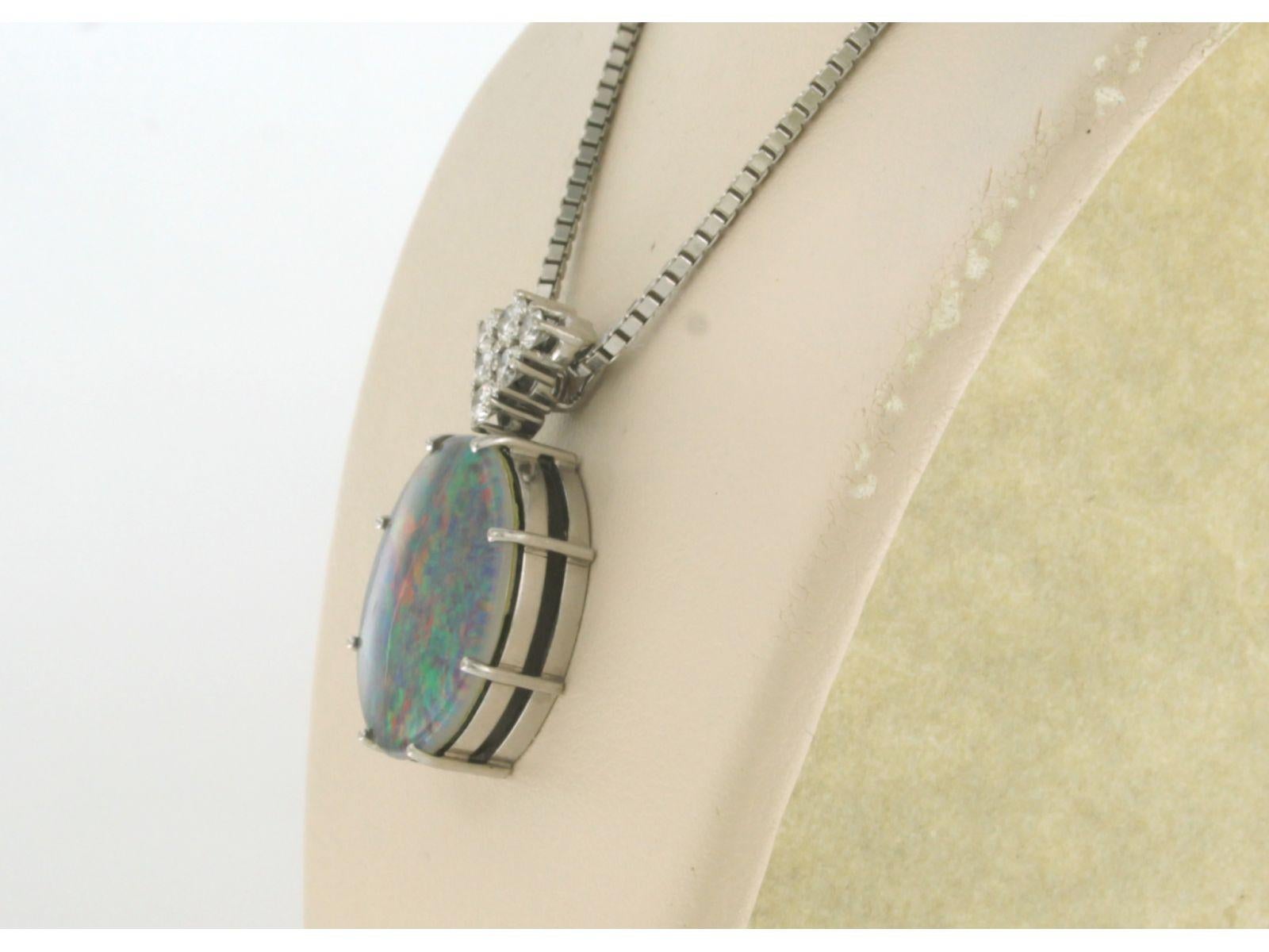 Moderno Necklace and pendant with opal and brilliant cut diamonds up to 0.40ct 14k gold in vendita