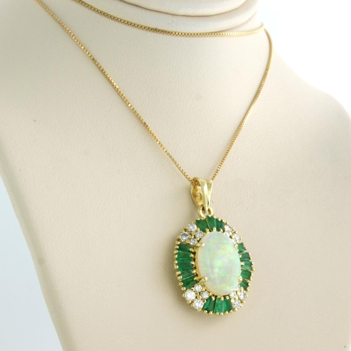 Brilliant Cut Necklace and pendant with opal, emerald and brilliant cut diamond 18k gold For Sale