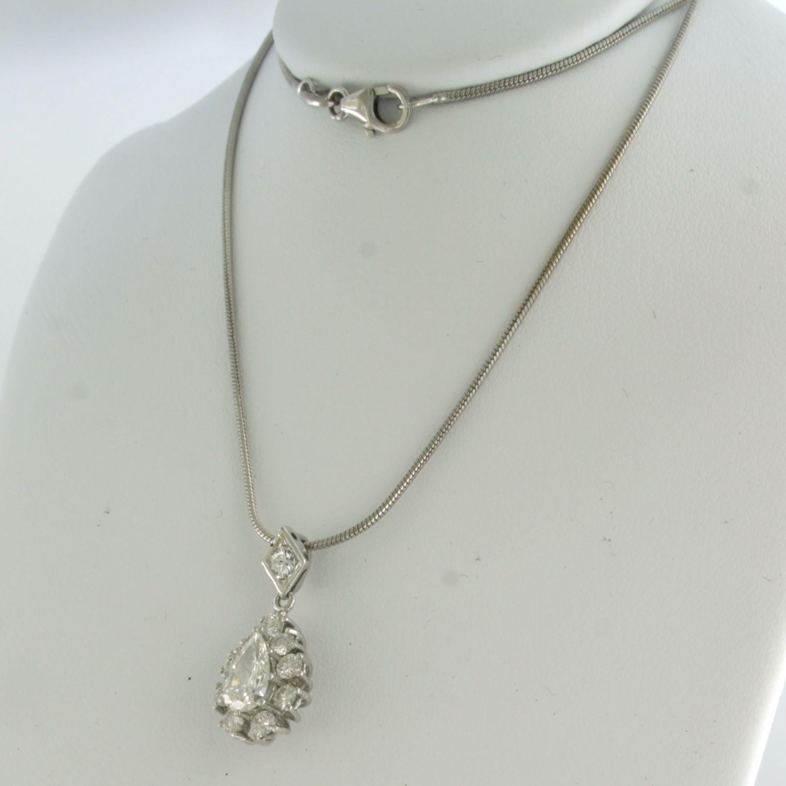 Pear Cut Necklace and pendant with pear shaped and brilliant cut diamonds 14k gold For Sale