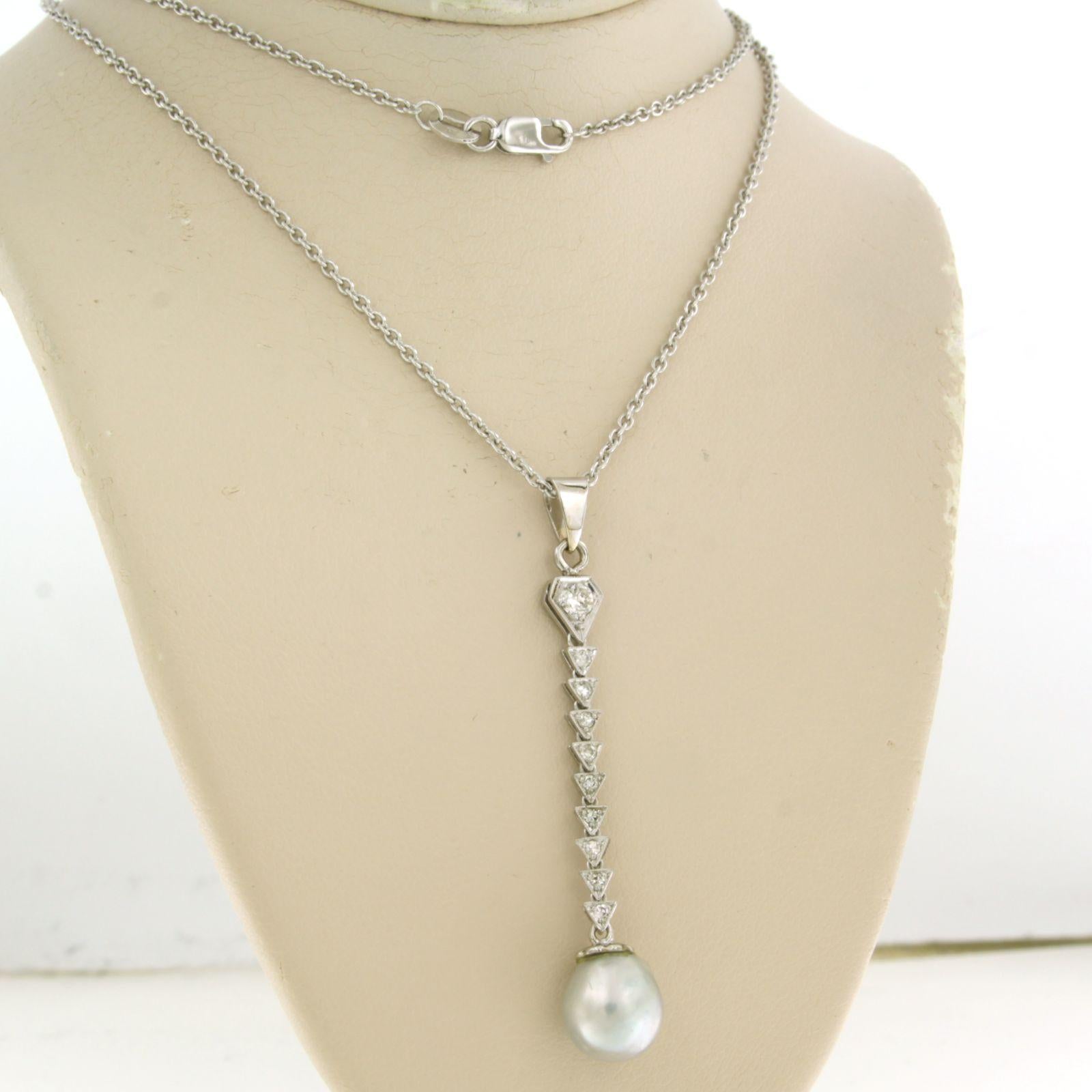 Art Nouveau Necklace and pendant with pearl an single cut diamonds Platinum and 14k gold For Sale