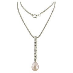 Necklace and pendant with pearl and brilliant cut diamonds up to 0.60ct 18k gold
