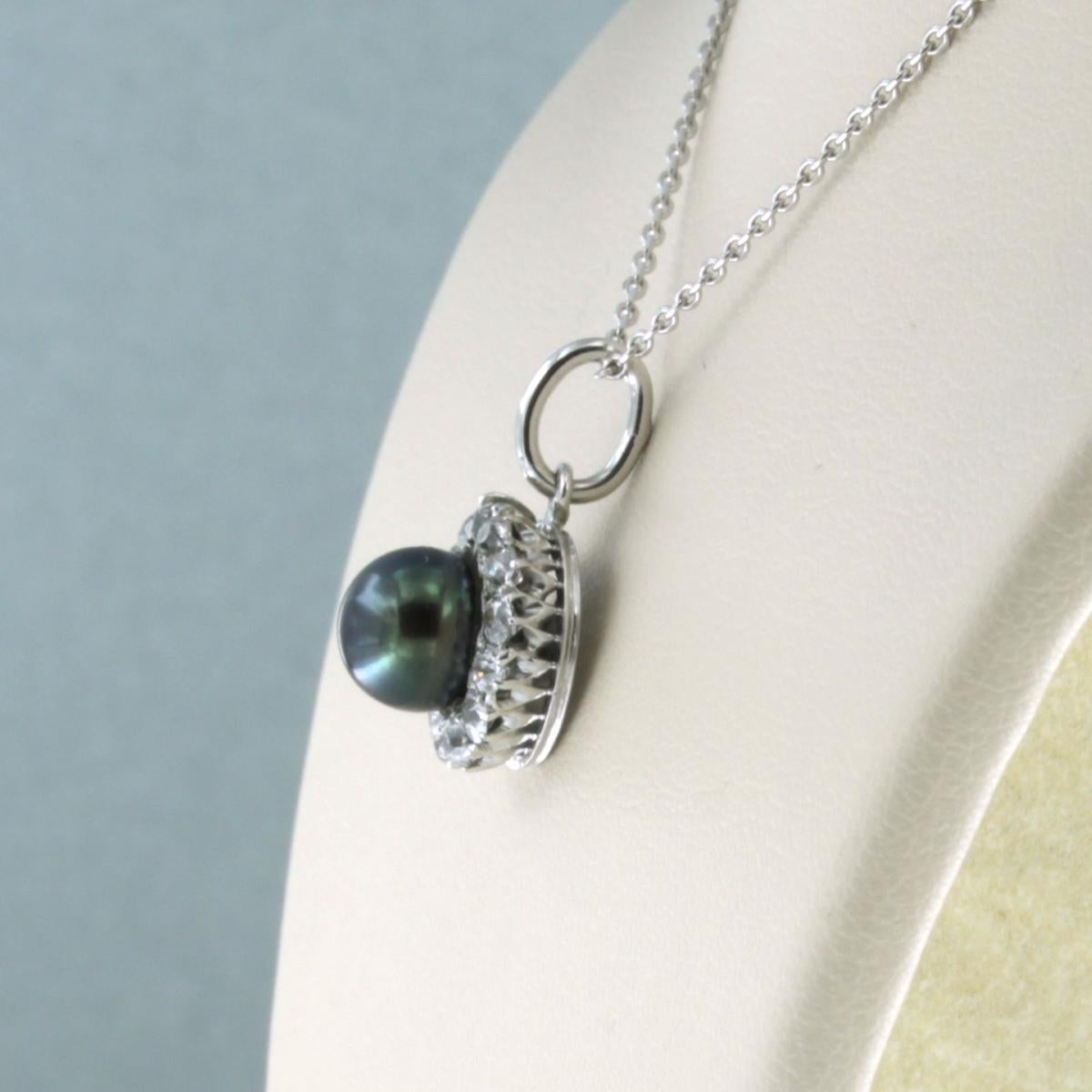 Modern Necklace and pendant with pearl and old mine cut diamonds up to 1.00ct 14k gold For Sale