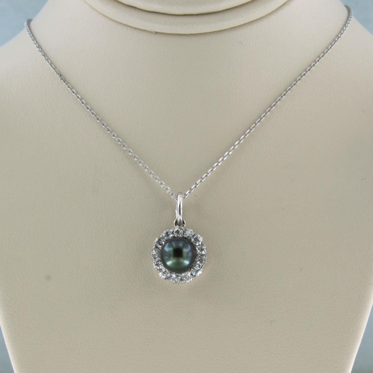 Necklace and pendant with pearl and old mine cut diamonds up to 1.00ct 14k gold For Sale 1