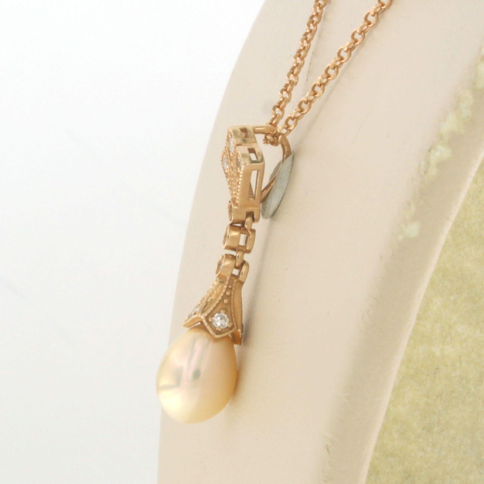 Modern Necklace and pendant with pearl and single cut diamond up to 0.20ct 14k gold For Sale