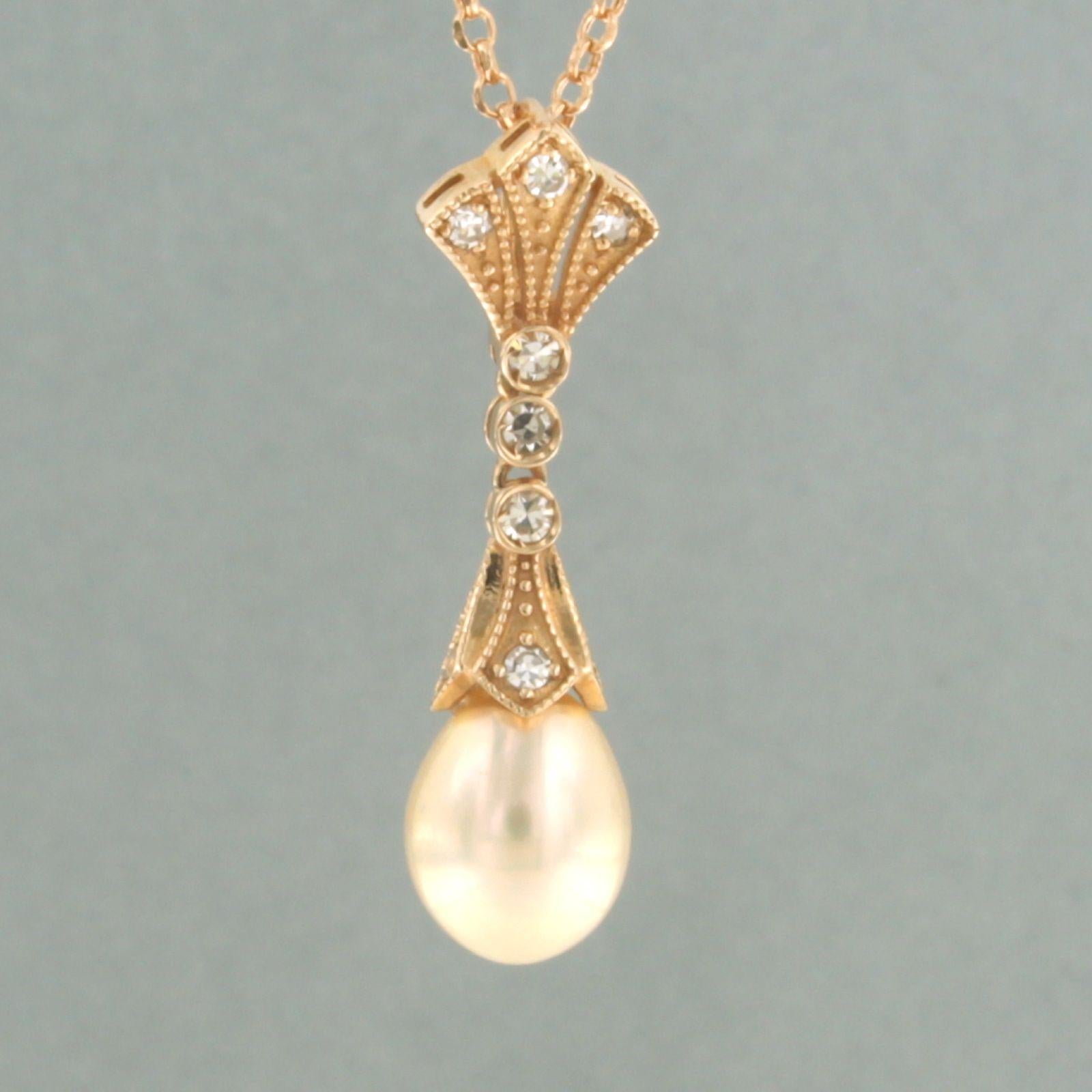 Necklace and pendant with pearl and single cut diamond up to 0.20ct 14k gold In New Condition For Sale In The Hague, ZH