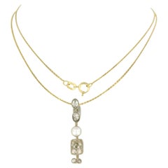 Collier et pendentif avec perle, diamants de taille ancienne et diamants taillés en rose Or 14k