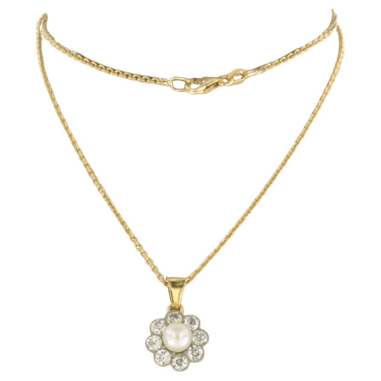 Collana e pendente con perle e diamanti taglio old mine in oro 18k e platino