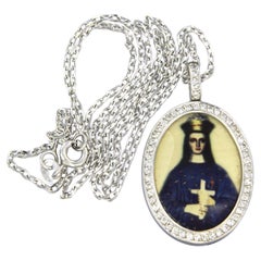 Necklace and pendant with porcelain figure and brilliant cut diamonds 18k gold