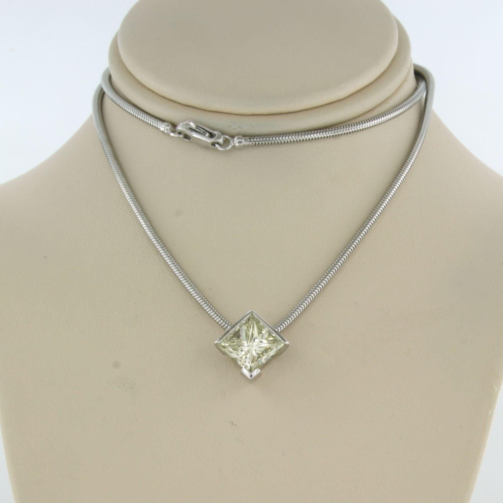 Halskette und Anhänger mit Diamanten im Prinzessschliff bis zu 3,00ct Platin 14,4 Gramm im Angebot 1