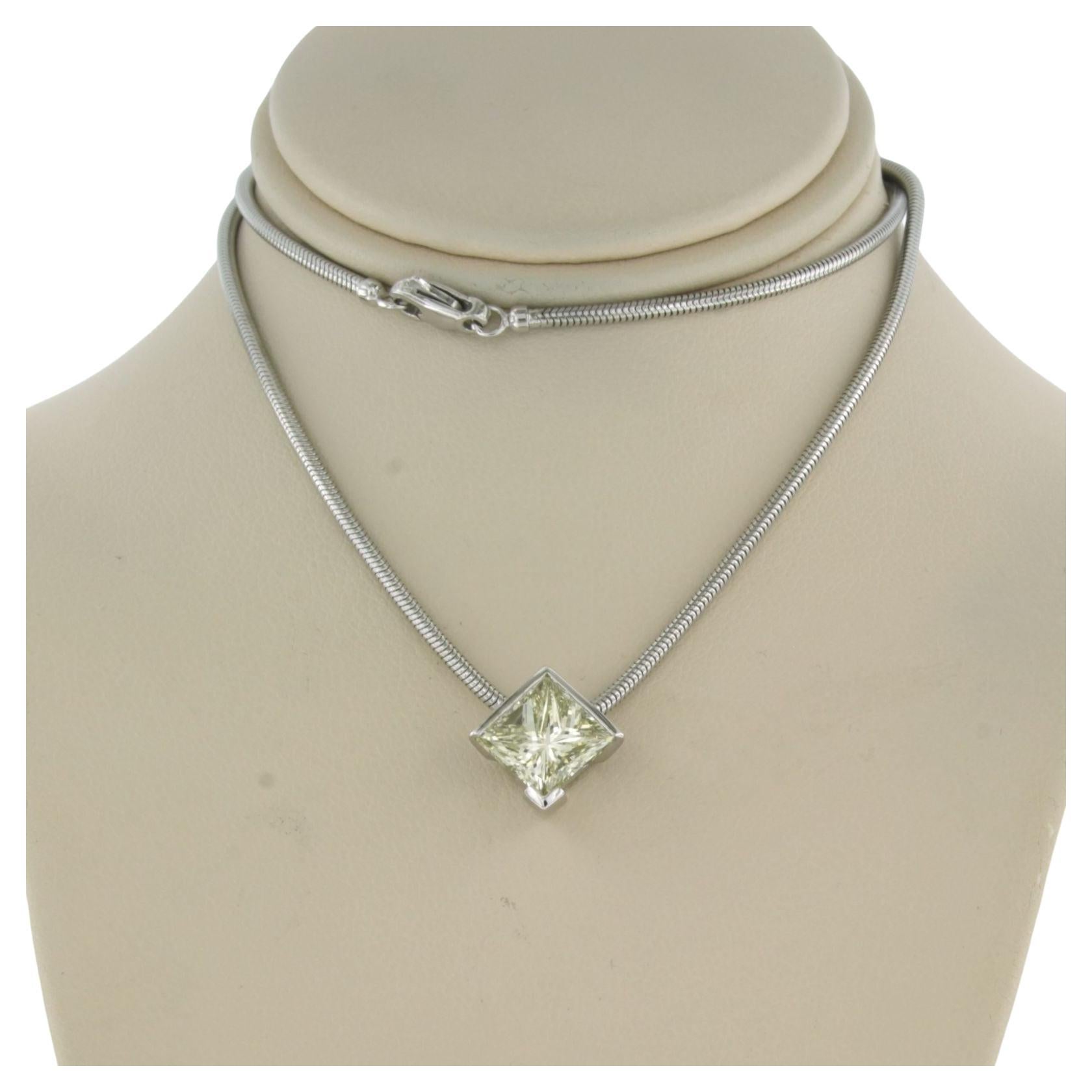 Halskette und Anhänger mit Diamanten im Prinzessschliff bis zu 3,00ct Platin 14,4 Gramm im Angebot