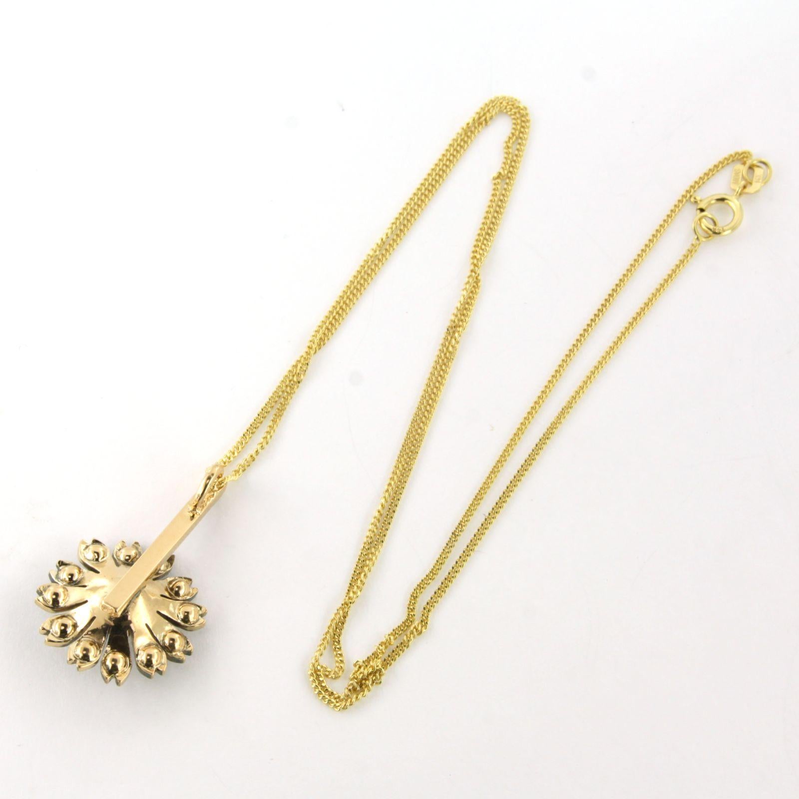 Collier et pendentif avec diamants taille rose jusqu'à 0,25 ct Or jaune 14k en vente 3