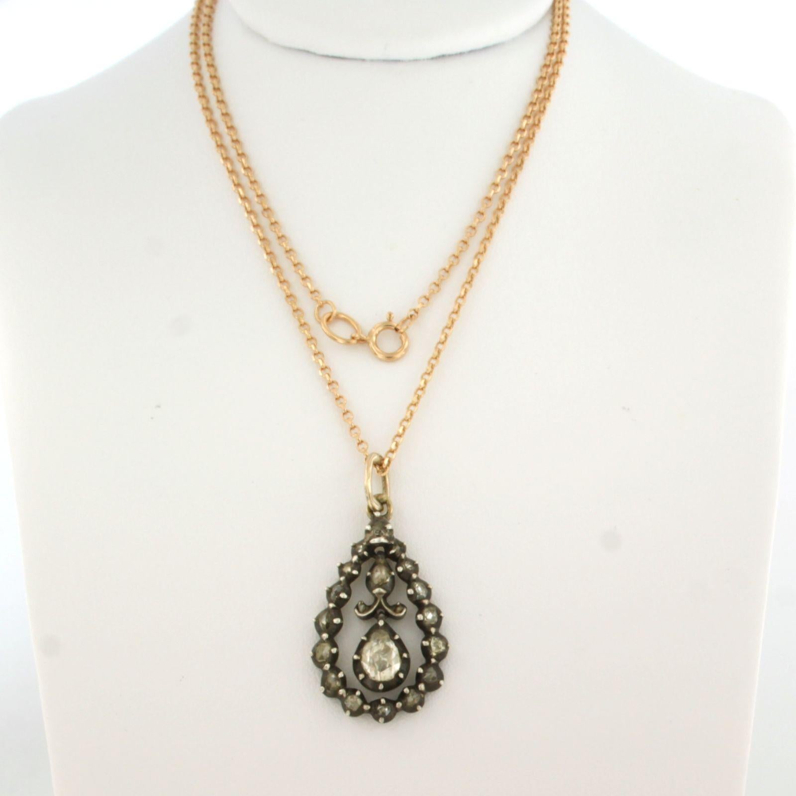 Collier et pendentif avec diamants taillés en rose jusqu'à 0,70 ct Or 14k et argent en vente 1