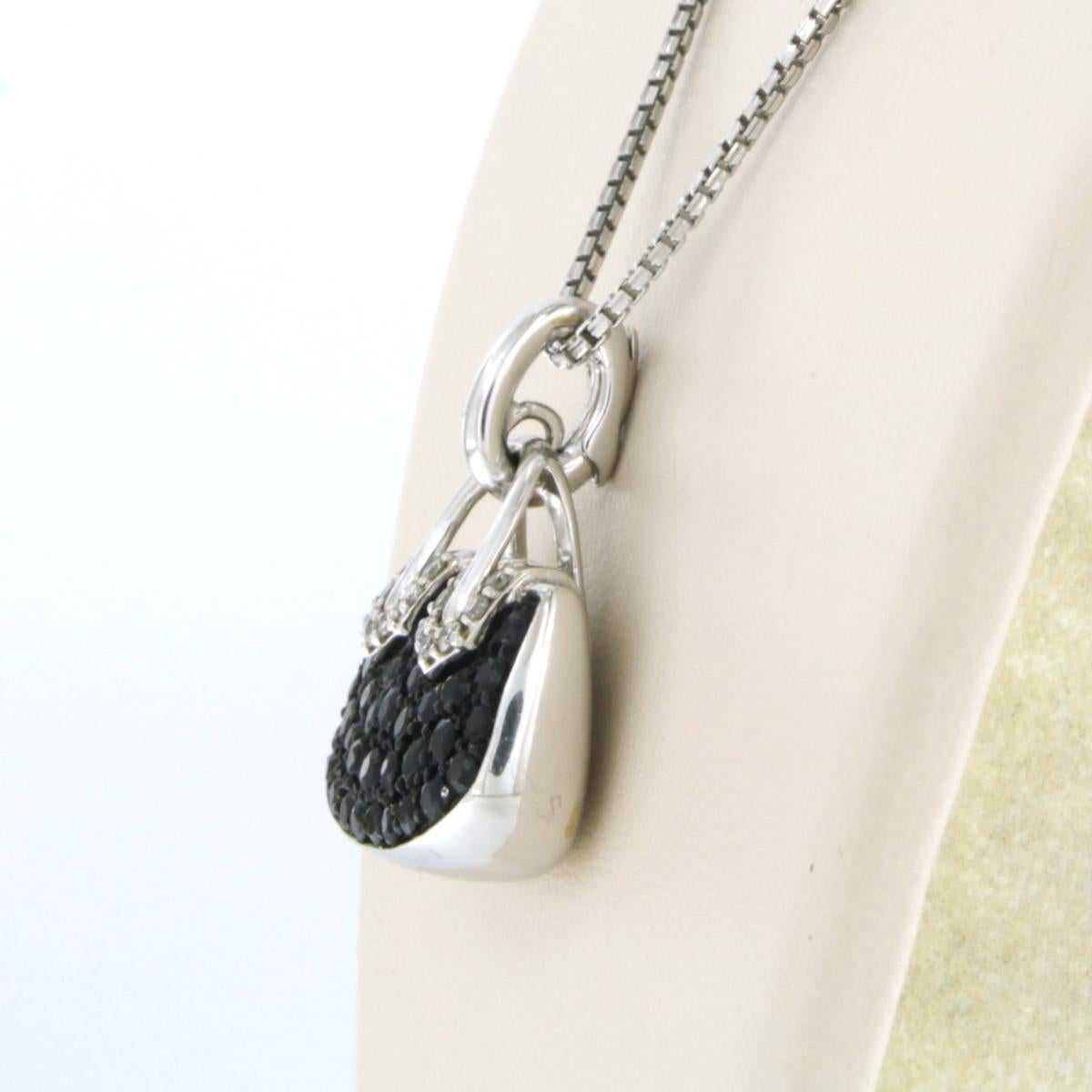 Brilliant Cut Necklace and pendant with sapphire and brilliant cut diamonds 18k gold 12.9 gram For Sale