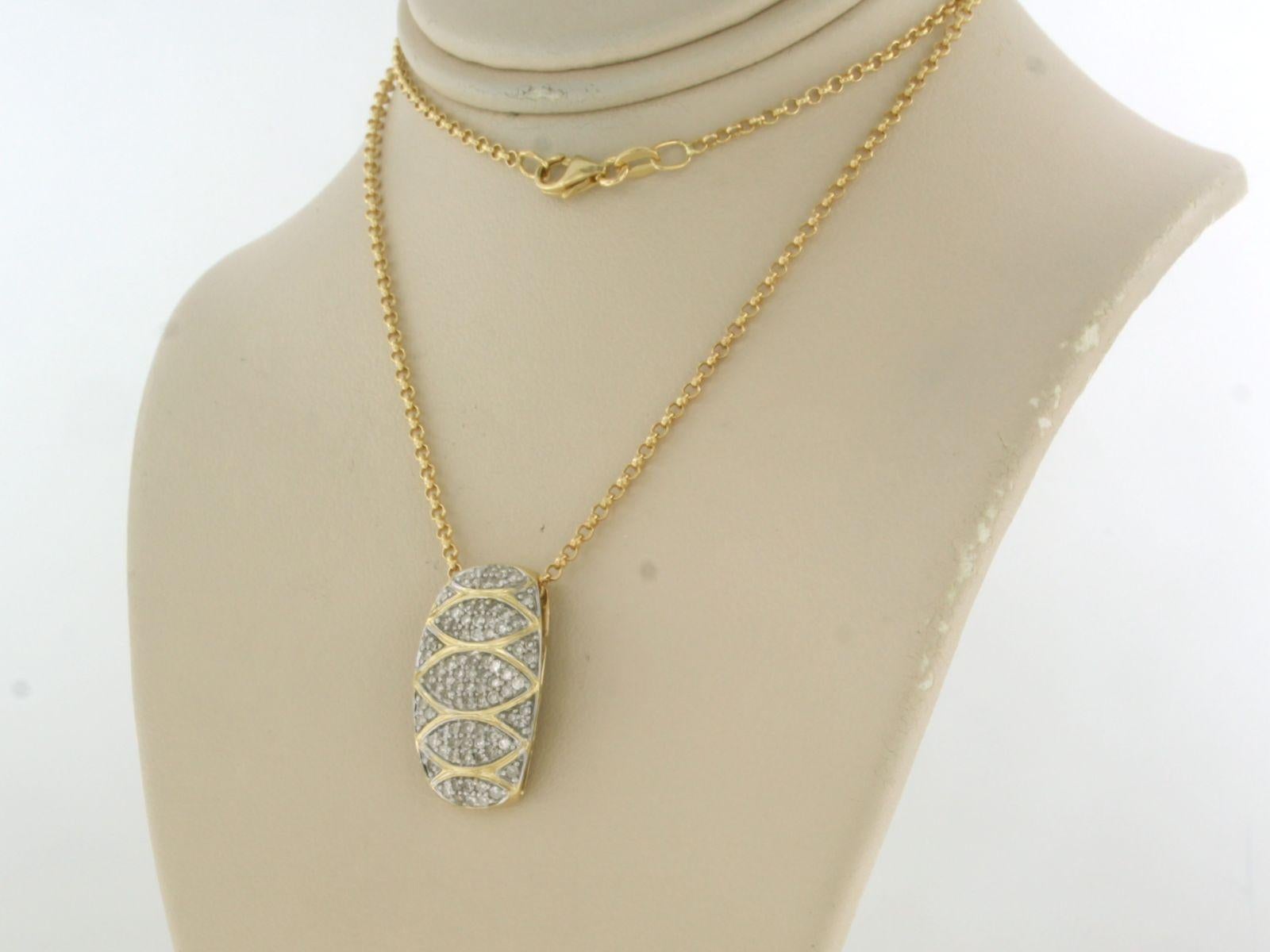 Halskette und Anhänger mit Diamanten im Einzelschliff bis zu 0,50 Karat 18 Karat zweifarbigem Gold (Einfacher Schliff) im Angebot