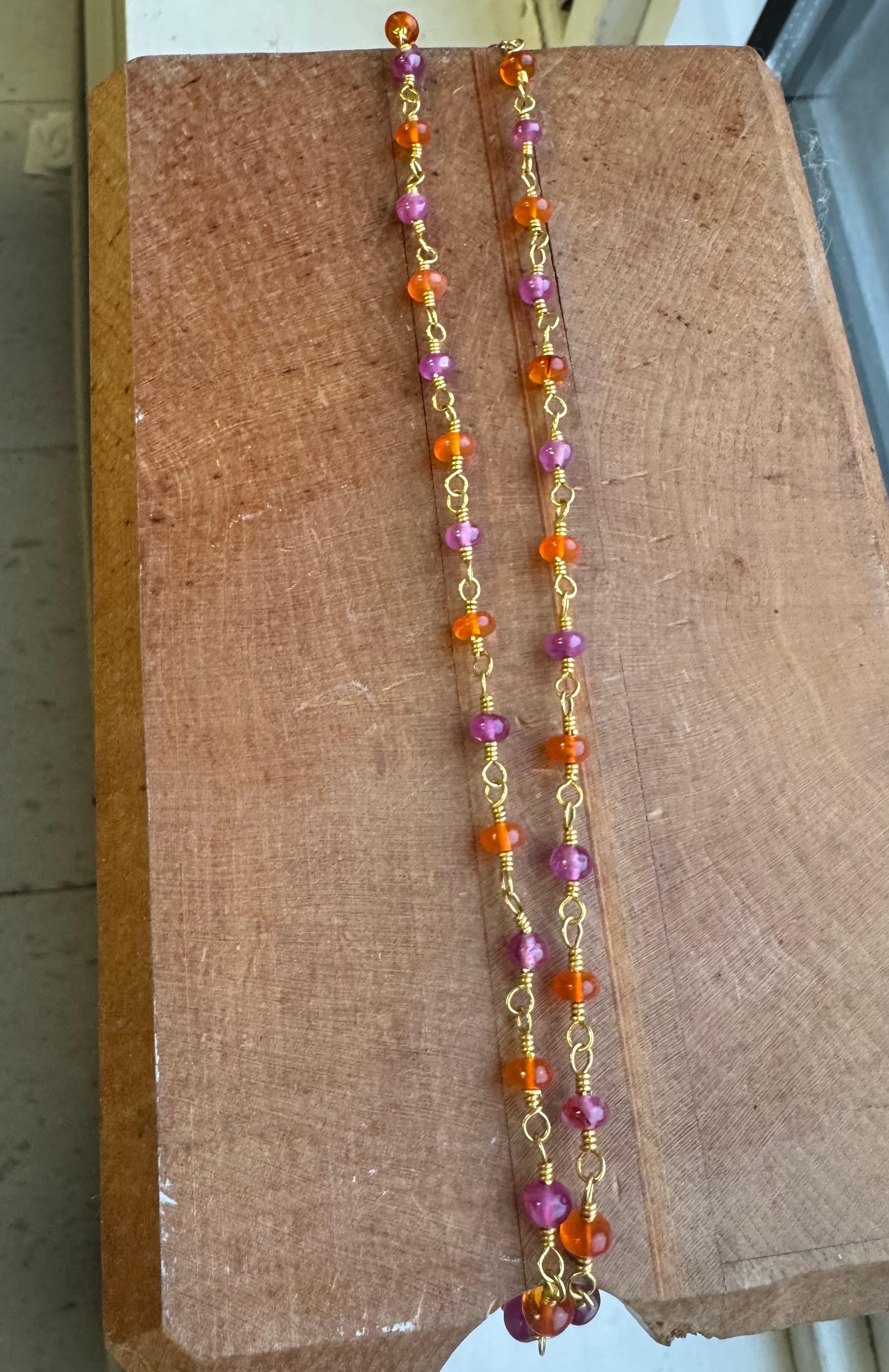Necklace Burmese Ruby and Mexican Fire Opal beads in 22 Karat gold In New Condition For Sale In New York, NY