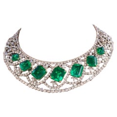 NECKLACE Certified Colombian Emerald 66.37 Carat Emeralds And VS Diamonds