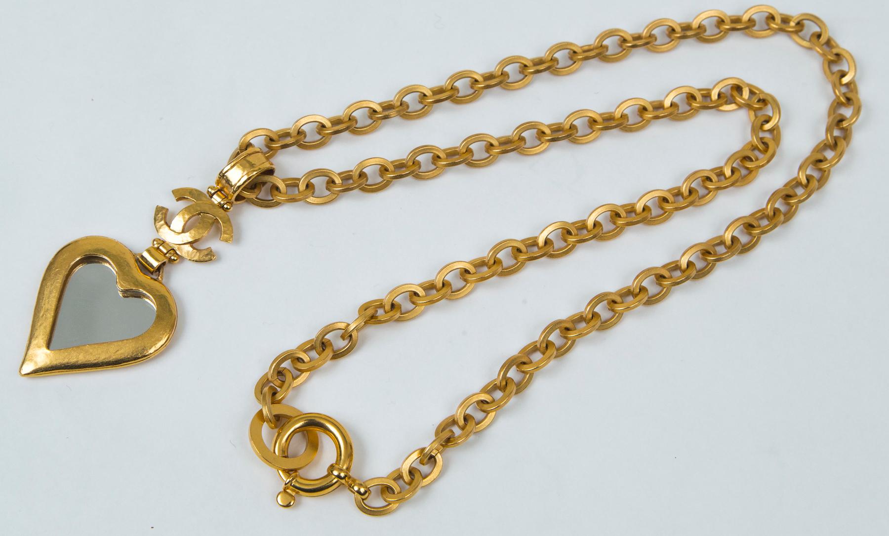 Necklace Chanel CC Large Heart Shape Mirror, Stamped with Chanel, CC, Made in France, 95, P (Spring)