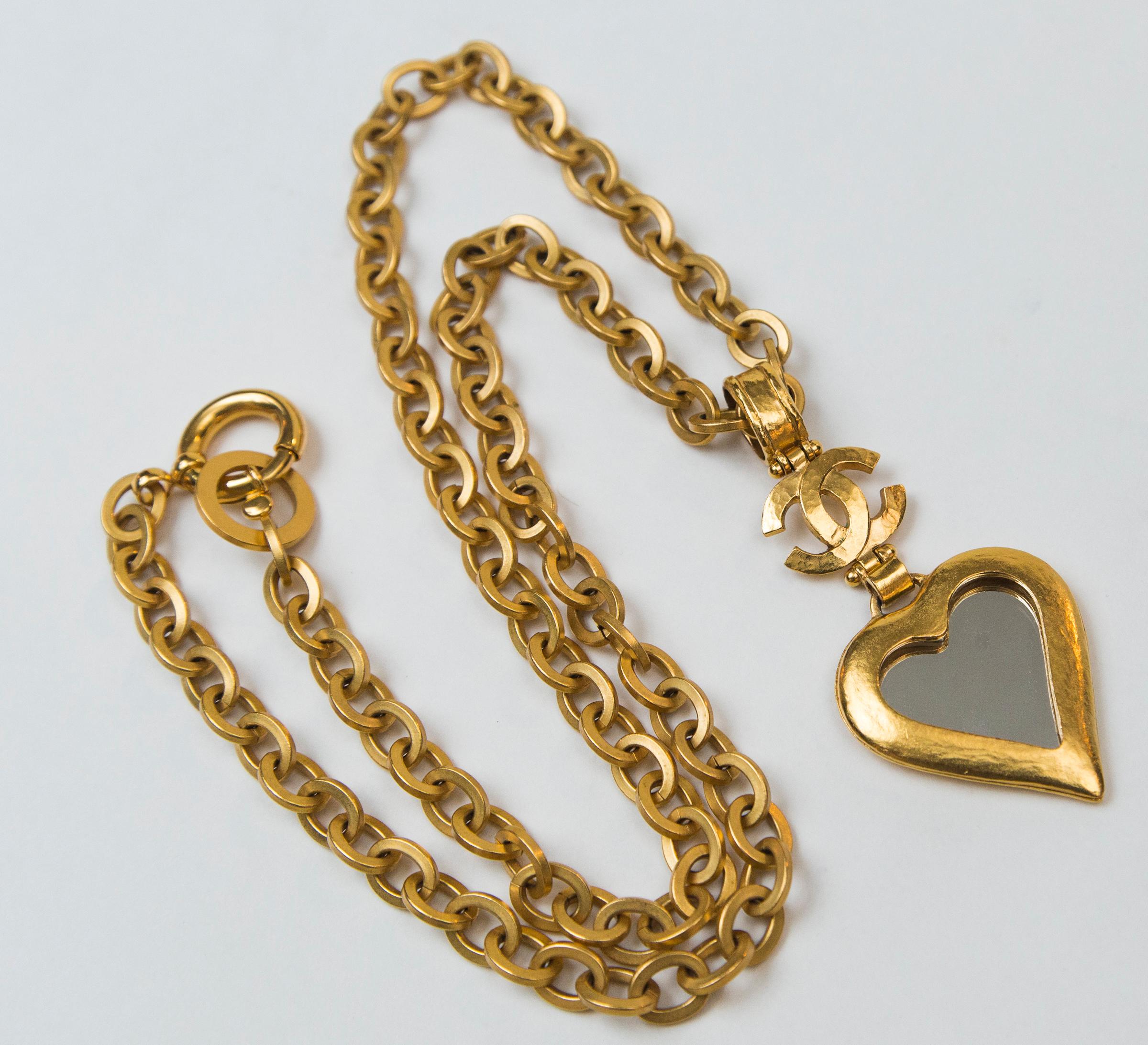Necklace Chanel CC Large Heart Shape Mirror 1