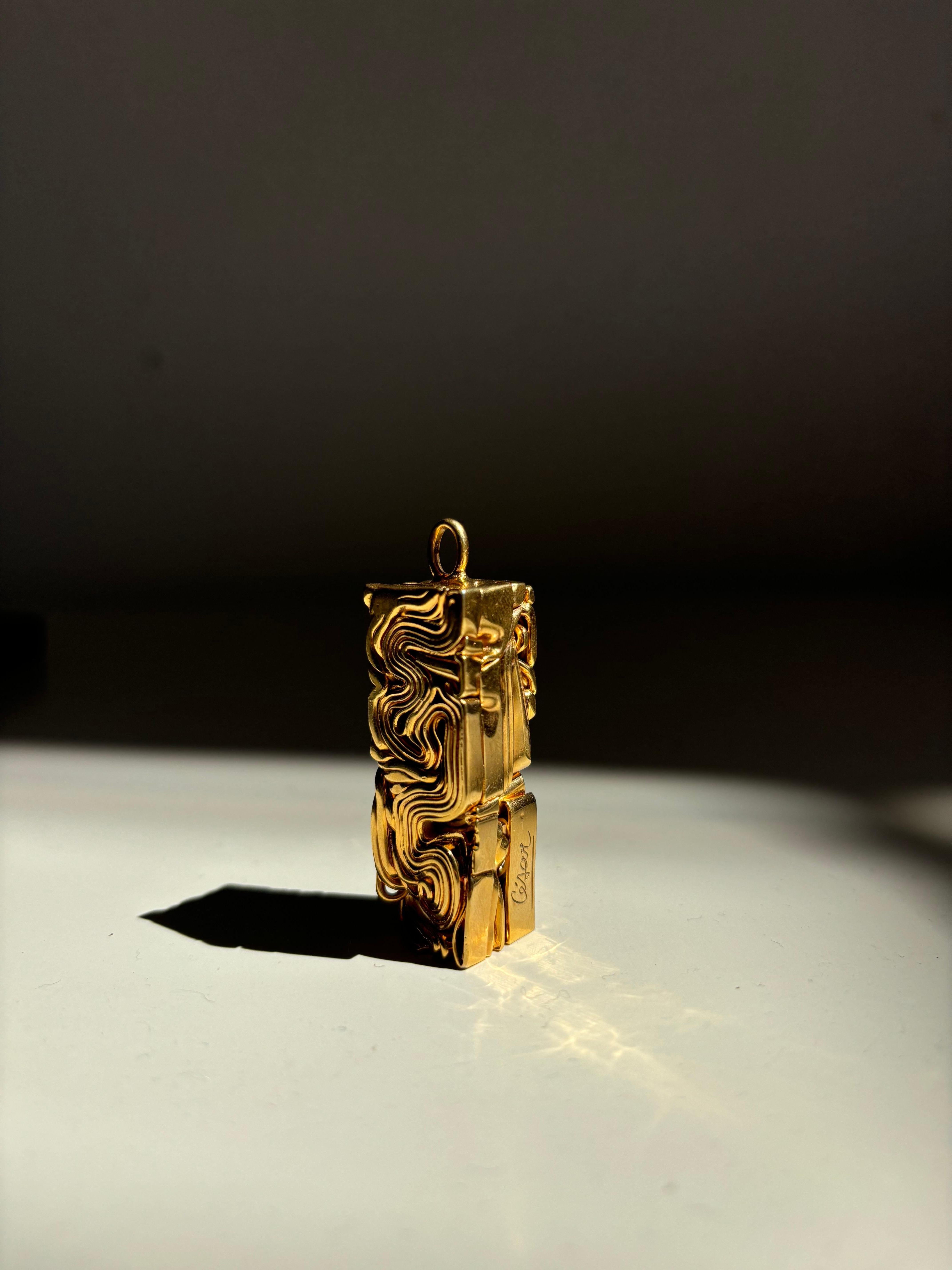 Late 20th Century Necklace compréssion by César Baldaccini, signed. For Sale
