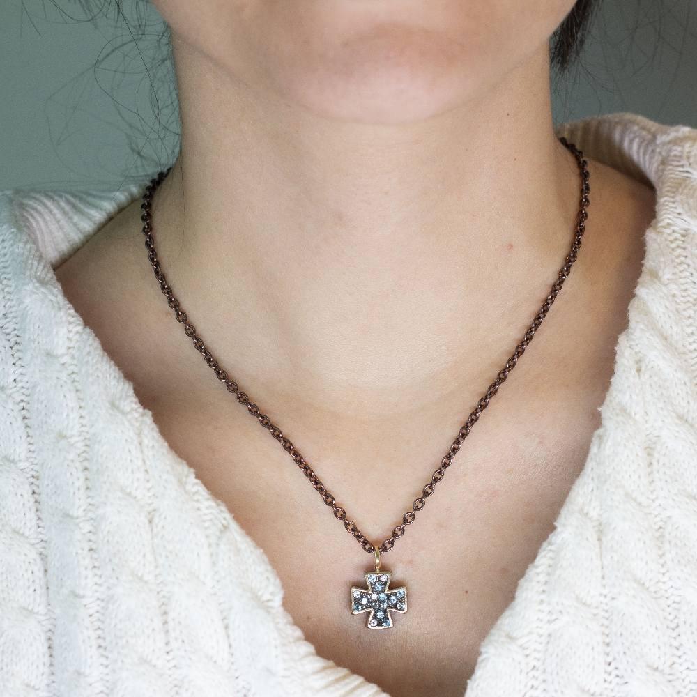 Collana CROSS OF TOPACIES in vendita 1