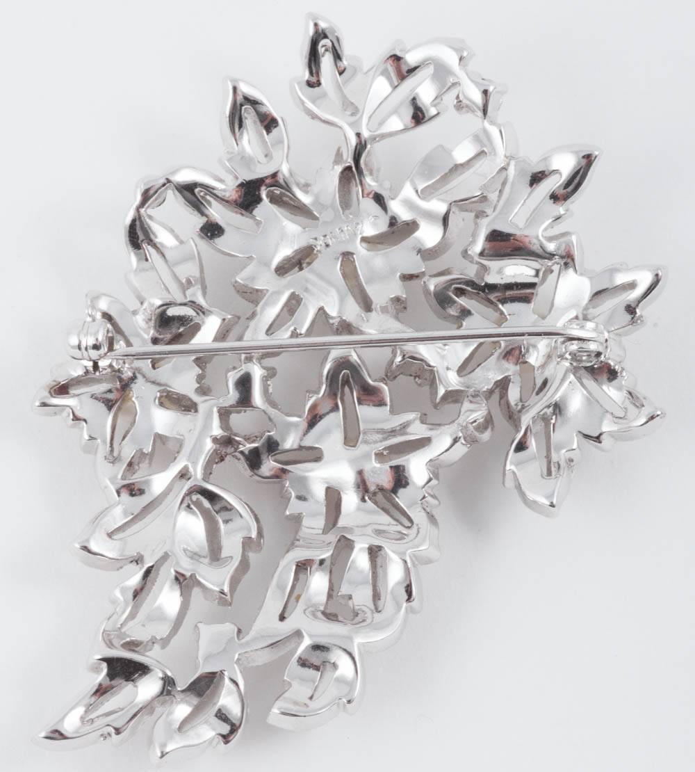Necklace, earrings, bracelet and brooch, in paste and pearls, Jomaz, USA, 1950s. 6