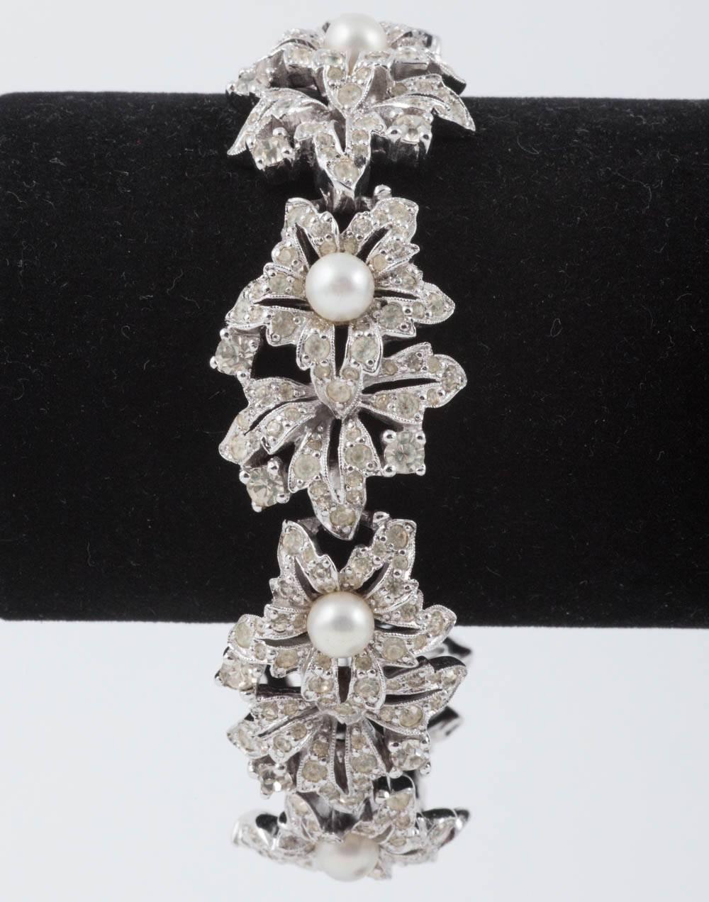 Necklace, earrings, bracelet and brooch, in paste and pearls, Jomaz, USA, 1950s. 7