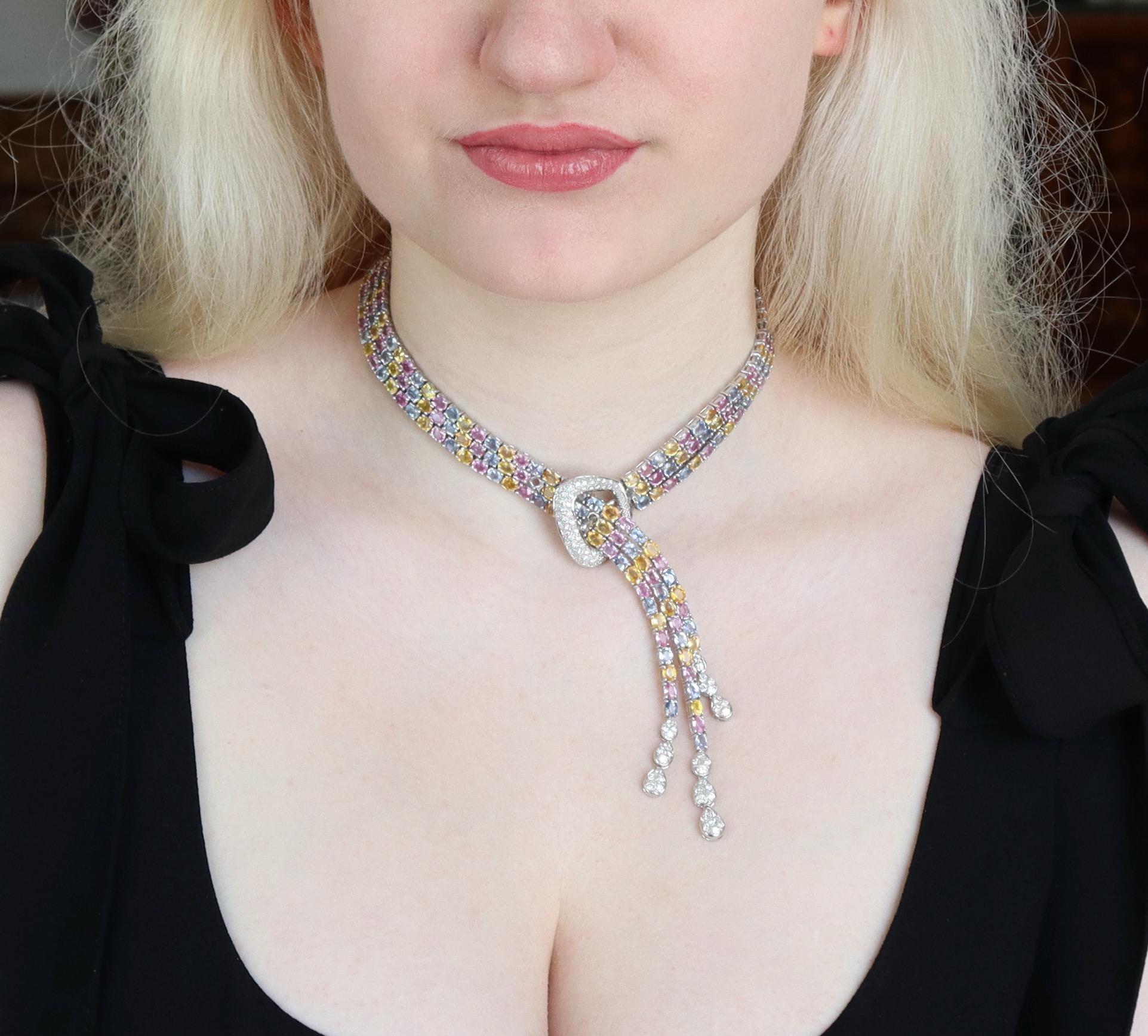 Taglio brillante Necklace Flexible Belt in 18 Carat White Gold Multi-Color Sapphires for 80 kt in vendita