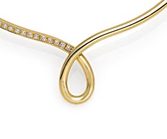 Essence Kollektion Gelbgold Halskette mit weißen Diamanten