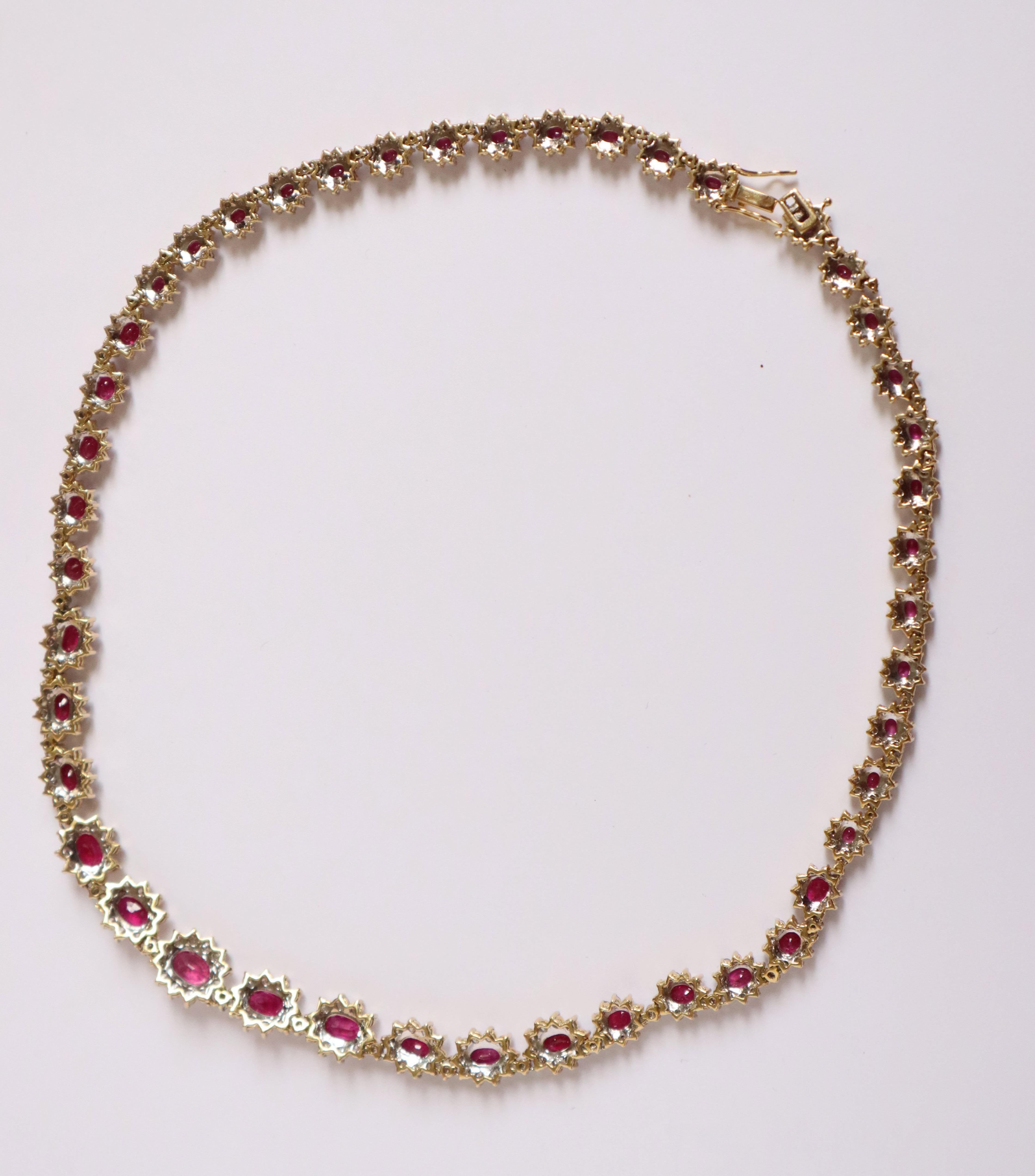 Necklace in 18 Carat 18 KT Gold Rubies and Diamonds For Sale 5
