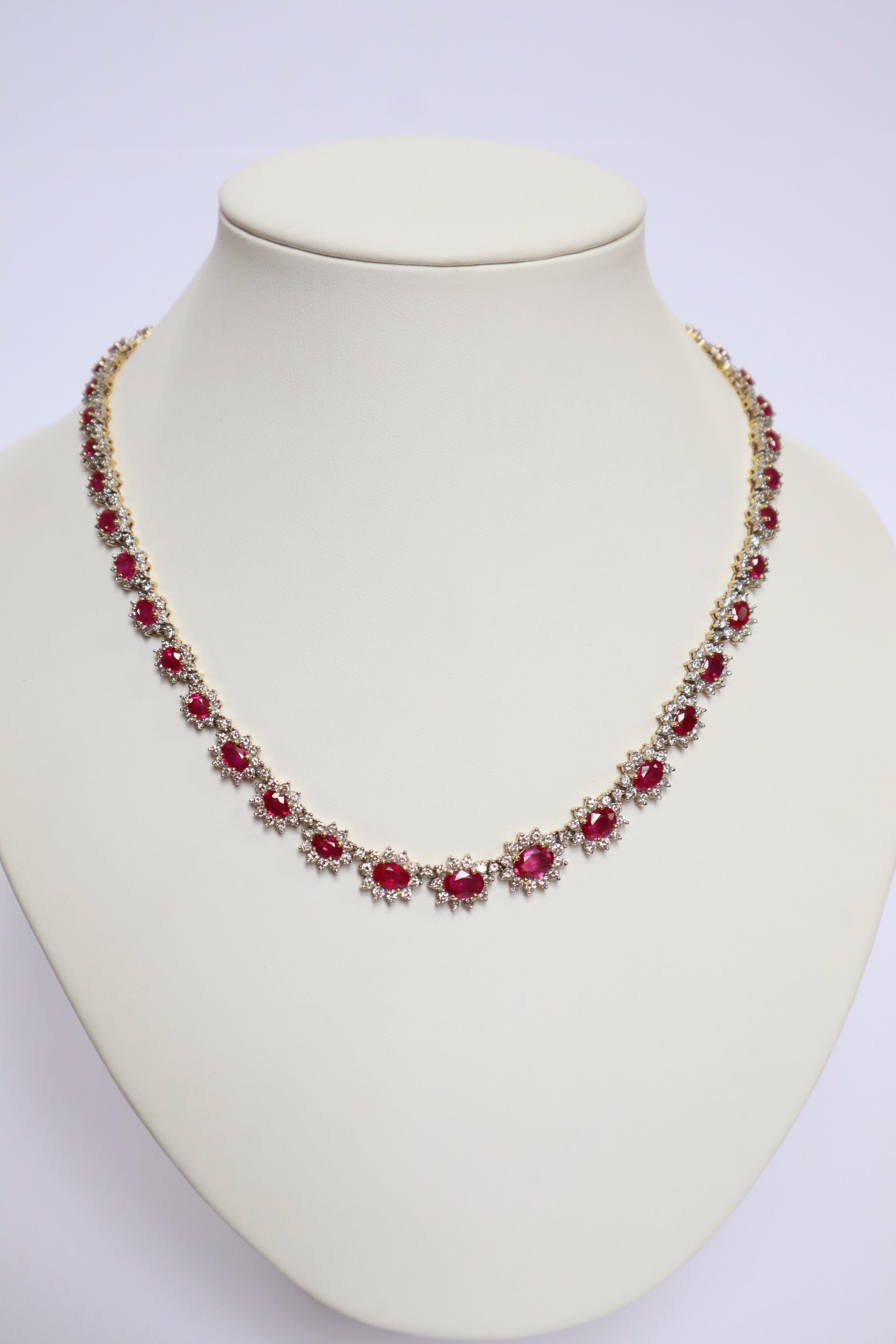 Necklace in 18 Carat 18 KT Gold Rubies and Diamonds For Sale 6