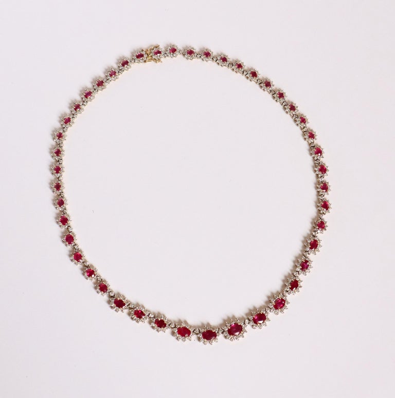 Necklace in 18 Carat 18 KT Gold Rubies and Diamonds For Sale at 1stDibs