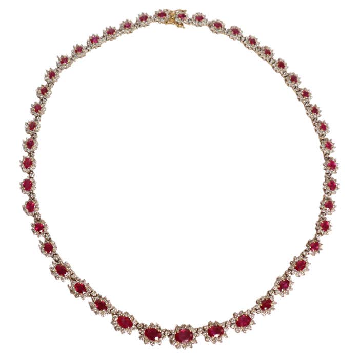 Necklace in 18 Carat 18 KT Gold Rubies and Diamonds For Sale at 1stDibs