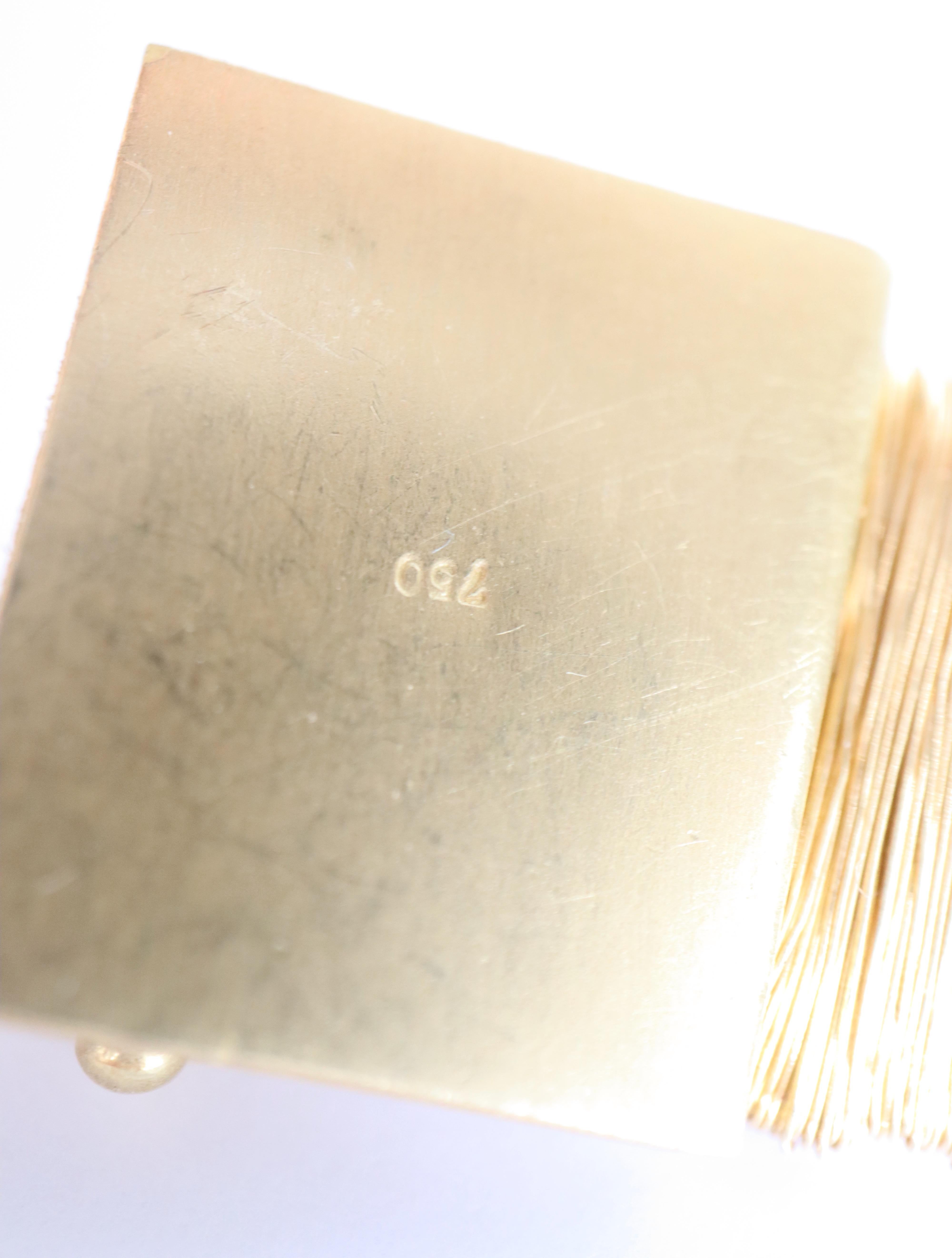 Halskette aus 18 Karat Golddrahtgewebe im Angebot 4